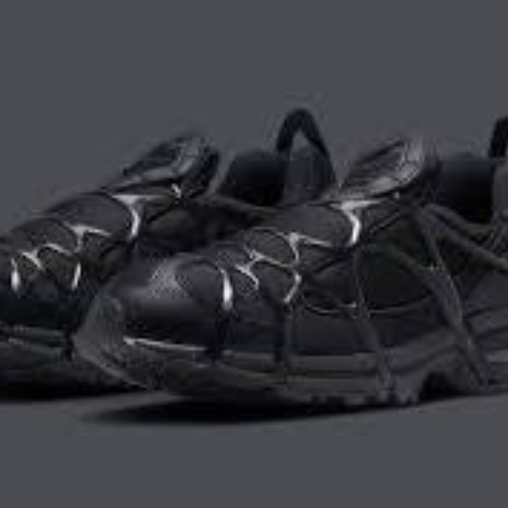 Nike Air Kukini Triple Black Men's  DV0659 001 size 9/10.5 and 10/11.5